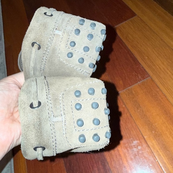 Men’s Tods size 9 brown colorway main image 6